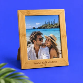 Cadre photo bambou · Une dédicace gravée