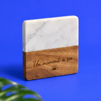 Sous-verre marbre & acacia · Gravure